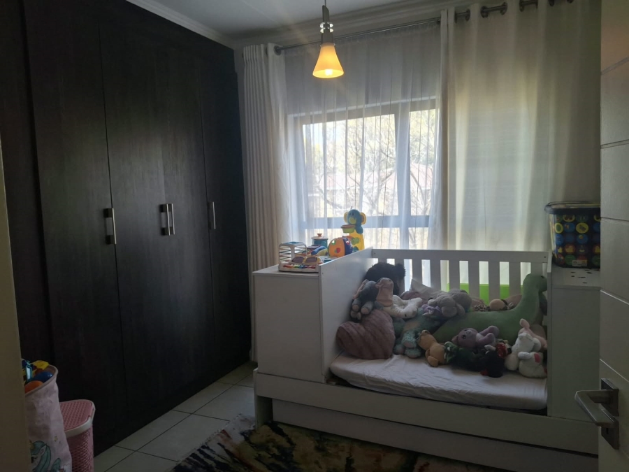 To Let 3 Bedroom Property for Rent in Modderfontein Gauteng