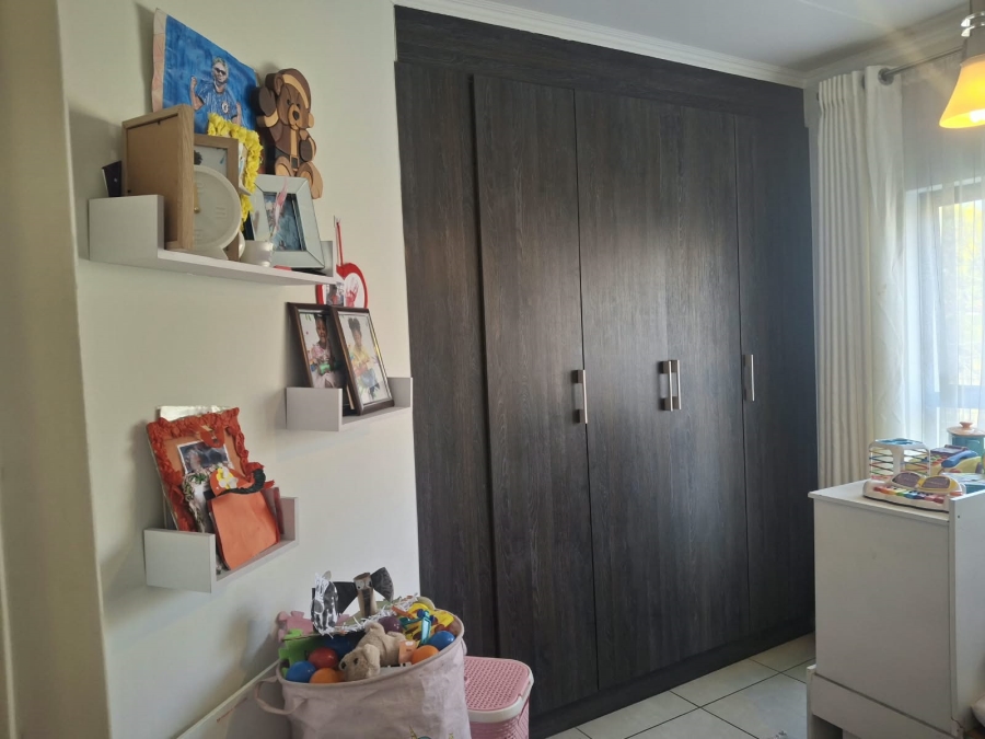To Let 3 Bedroom Property for Rent in Modderfontein Gauteng