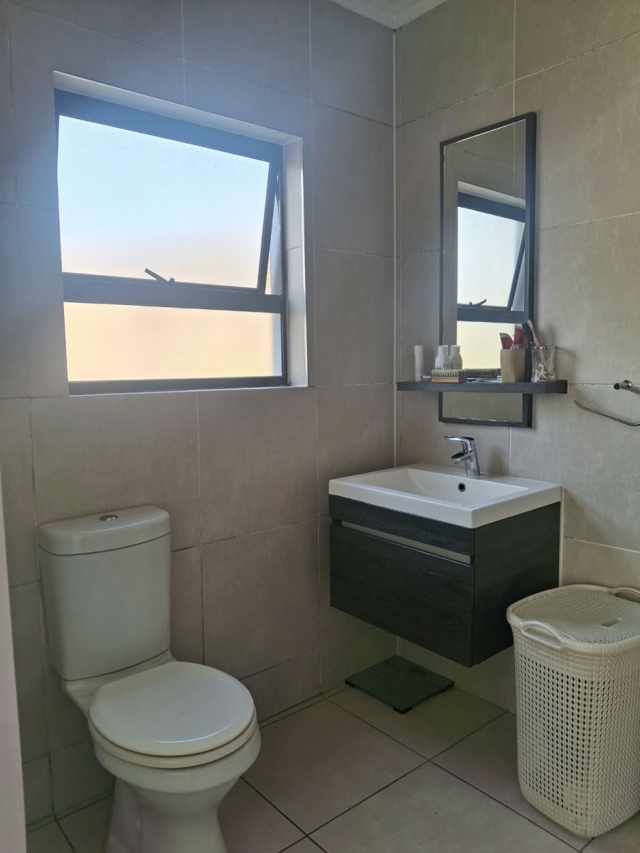 To Let 3 Bedroom Property for Rent in Modderfontein Gauteng