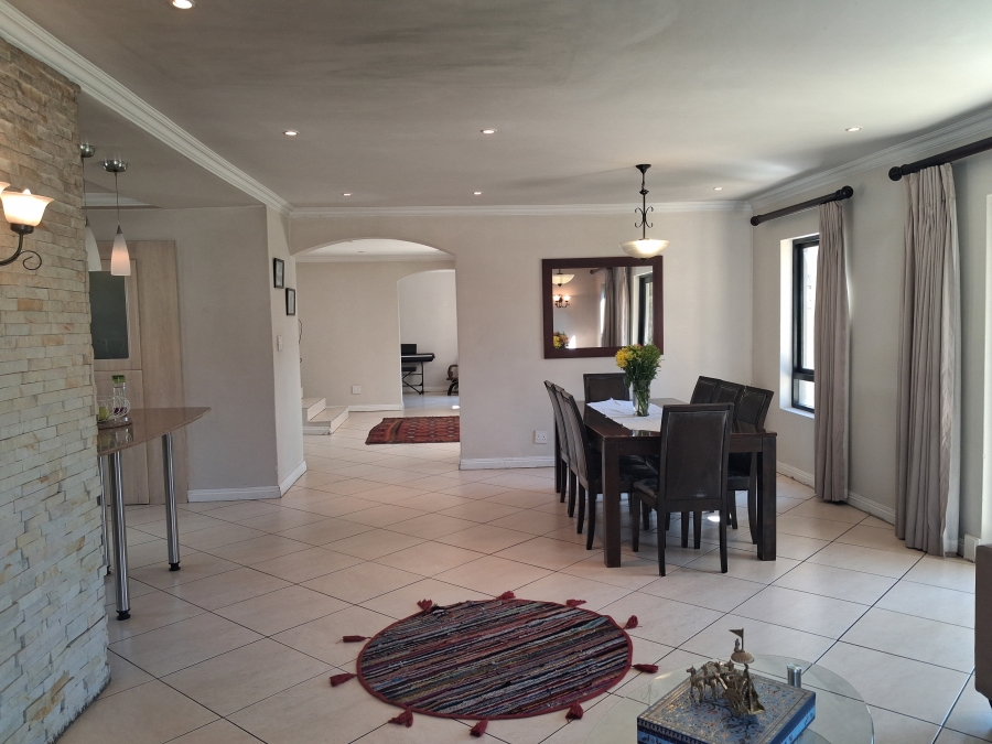 4 Bedroom Property for Sale in Greenstone Hill Gauteng