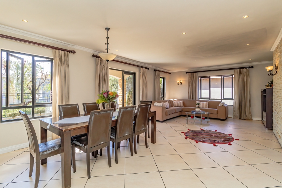 4 Bedroom Property for Sale in Greenstone Hill Gauteng