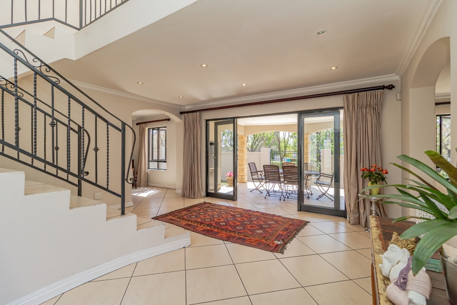 4 Bedroom Property for Sale in Greenstone Hill Gauteng