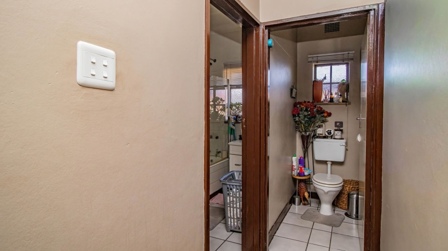 3 Bedroom Property for Sale in Elandsfontein Gauteng