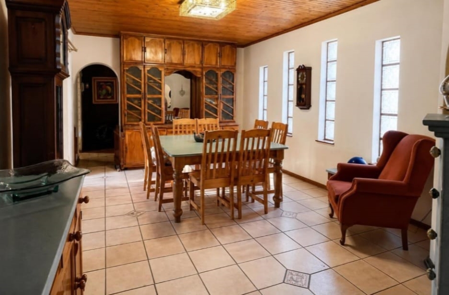 4 Bedroom Property for Sale in Petersfield Gauteng