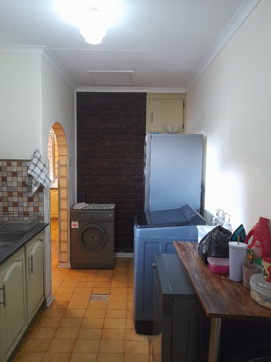 4 Bedroom Property for Sale in Petersfield Gauteng