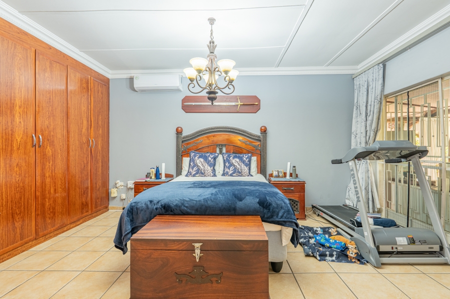 4 Bedroom Property for Sale in Meyerspark Gauteng