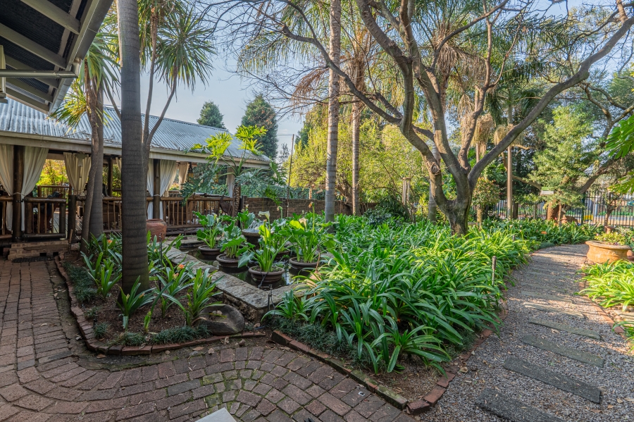 4 Bedroom Property for Sale in Meyerspark Gauteng