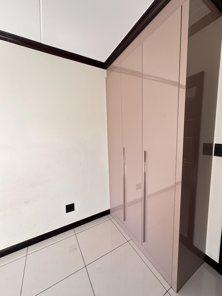To Let 2 Bedroom Property for Rent in Blue Hills Gauteng