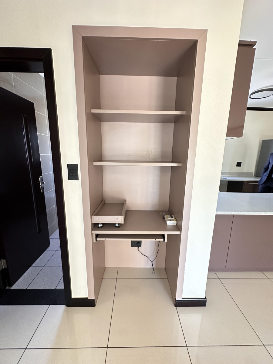 To Let 2 Bedroom Property for Rent in Blue Hills Gauteng