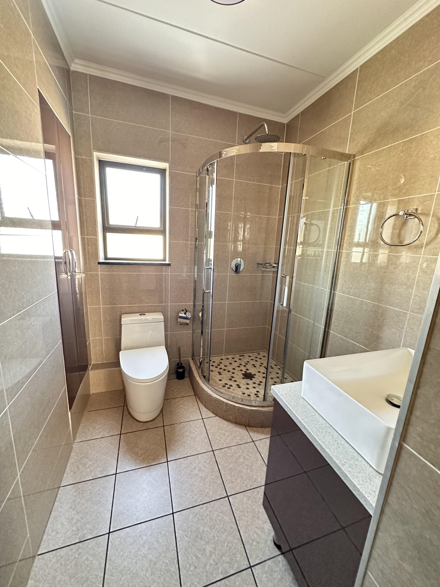 To Let 2 Bedroom Property for Rent in Blue Hills Gauteng