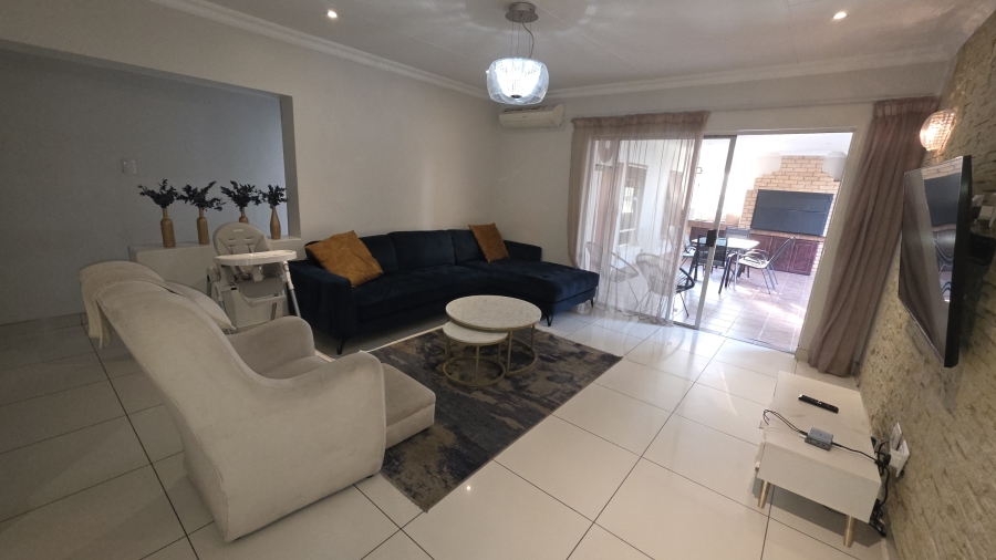 To Let 3 Bedroom Property for Rent in Eldopark Gauteng