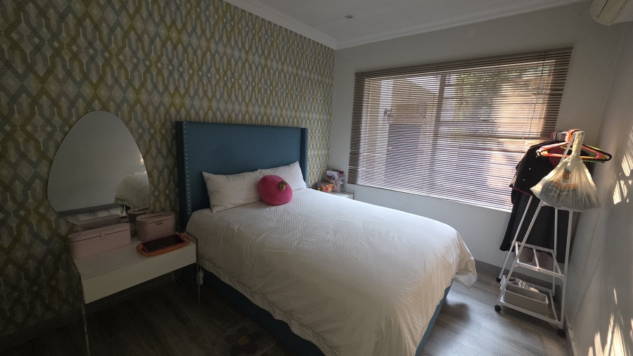 To Let 3 Bedroom Property for Rent in Eldopark Gauteng