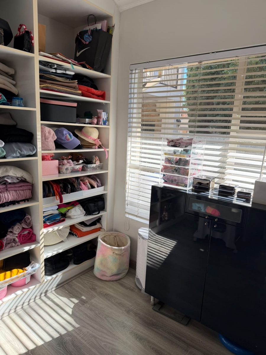 To Let 3 Bedroom Property for Rent in Eldopark Gauteng