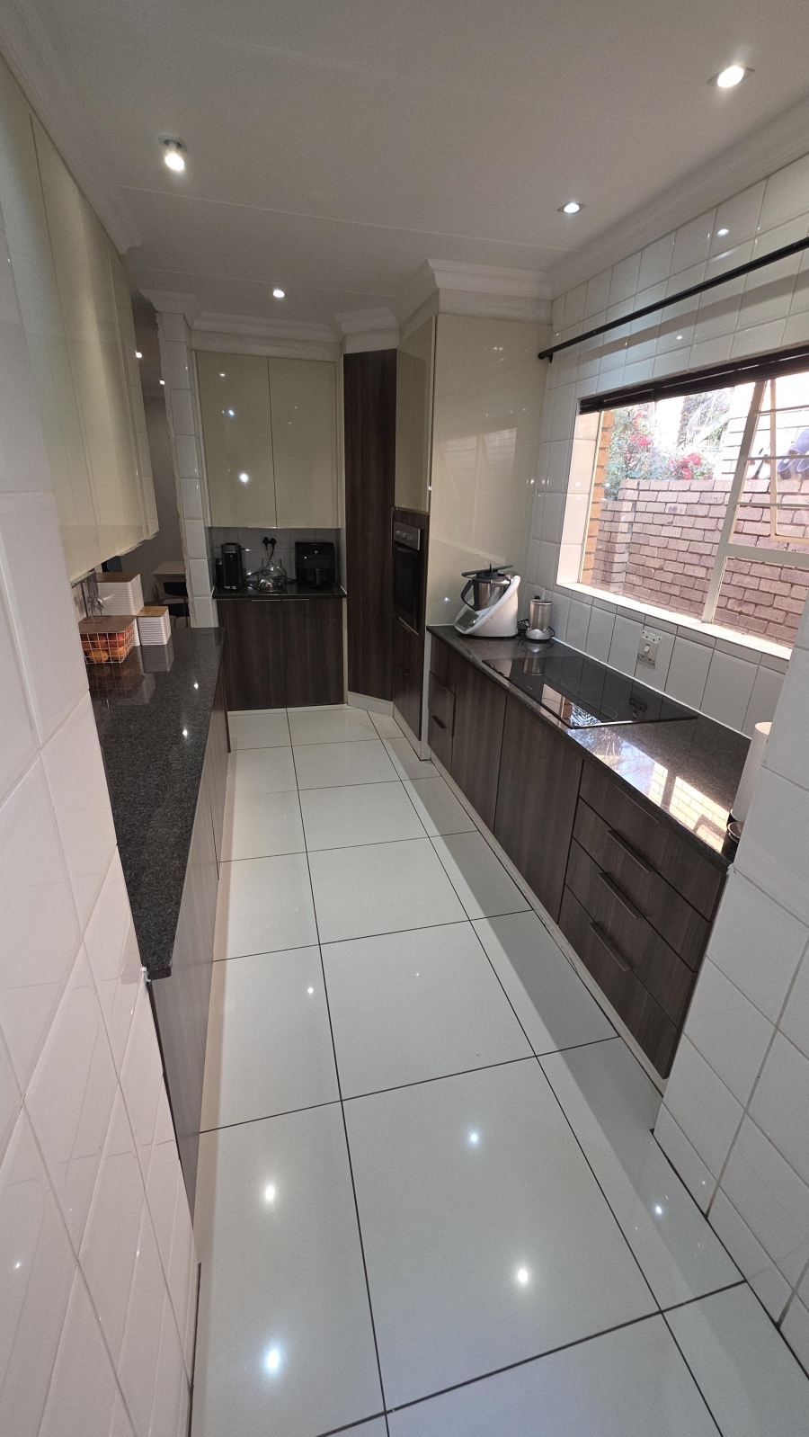To Let 3 Bedroom Property for Rent in Eldopark Gauteng