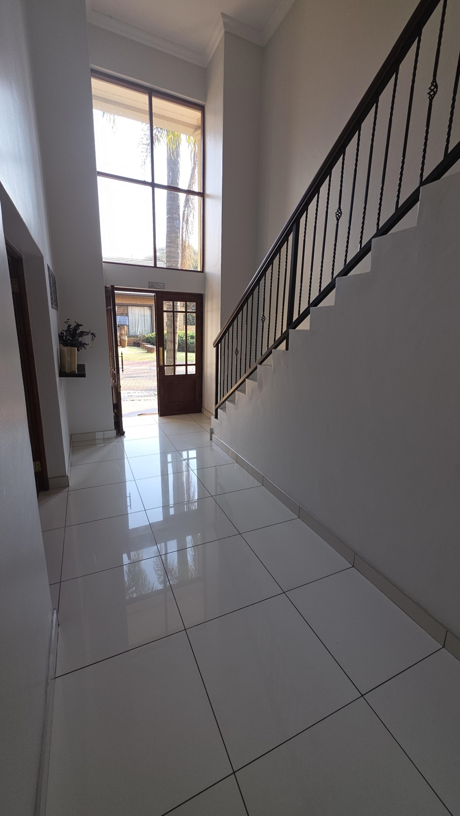 To Let 3 Bedroom Property for Rent in Eldopark Gauteng