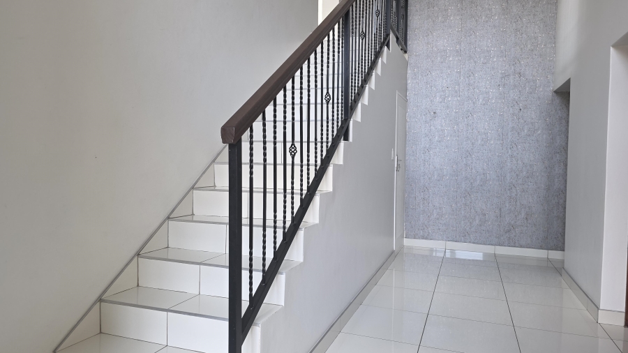 To Let 3 Bedroom Property for Rent in Eldopark Gauteng