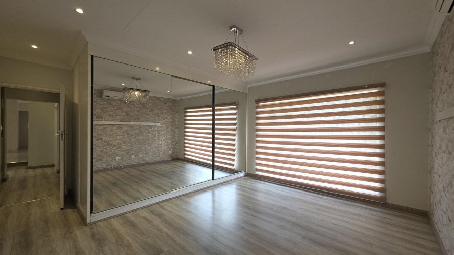 To Let 3 Bedroom Property for Rent in Eldopark Gauteng