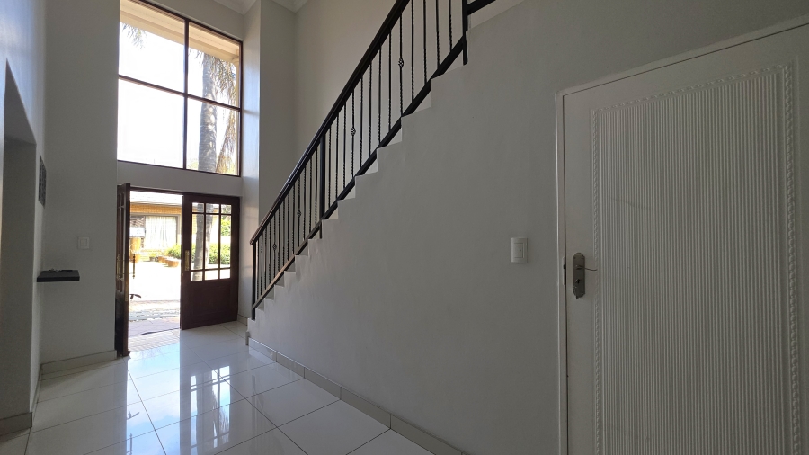 To Let 3 Bedroom Property for Rent in Eldopark Gauteng
