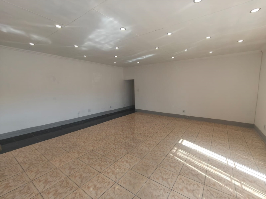 To Let 3 Bedroom Property for Rent in Erasmia Gauteng