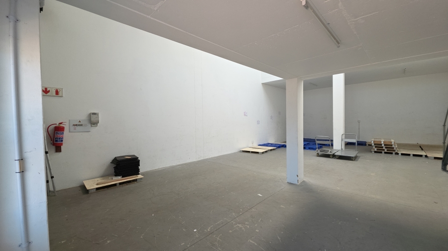 To Let Commercial Property for Rent in Barbeque Downs Gauteng