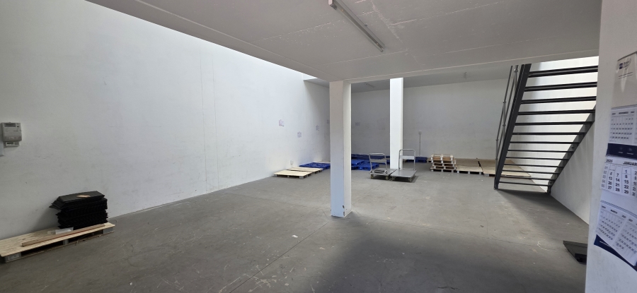 To Let Commercial Property for Rent in Barbeque Downs Gauteng