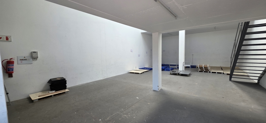 To Let Commercial Property for Rent in Barbeque Downs Gauteng