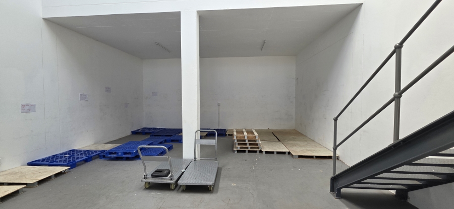 To Let Commercial Property for Rent in Barbeque Downs Gauteng