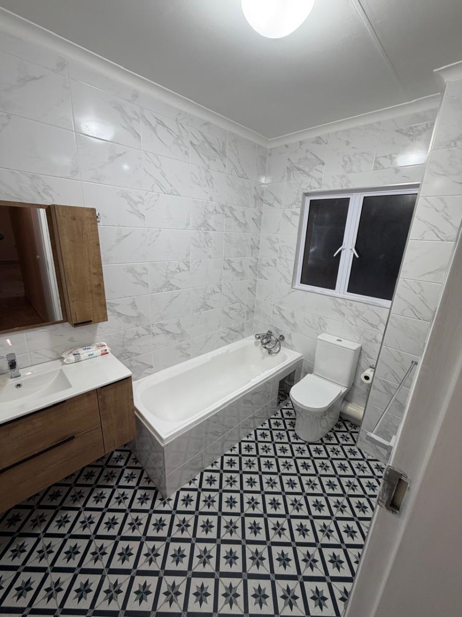 To Let 2 Bedroom Property for Rent in Morningside Gauteng