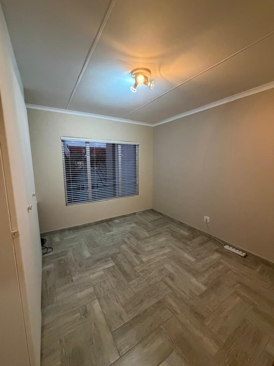 To Let 2 Bedroom Property for Rent in Morningside Gauteng