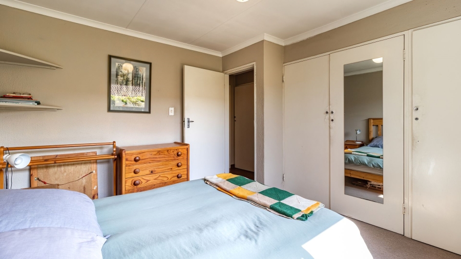 2 Bedroom Property for Sale in Magaliessig Gauteng