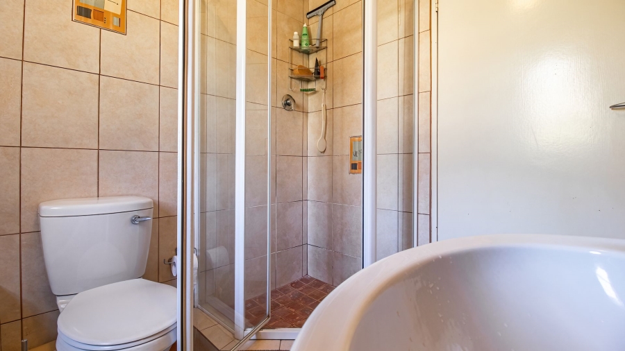 2 Bedroom Property for Sale in Magaliessig Gauteng