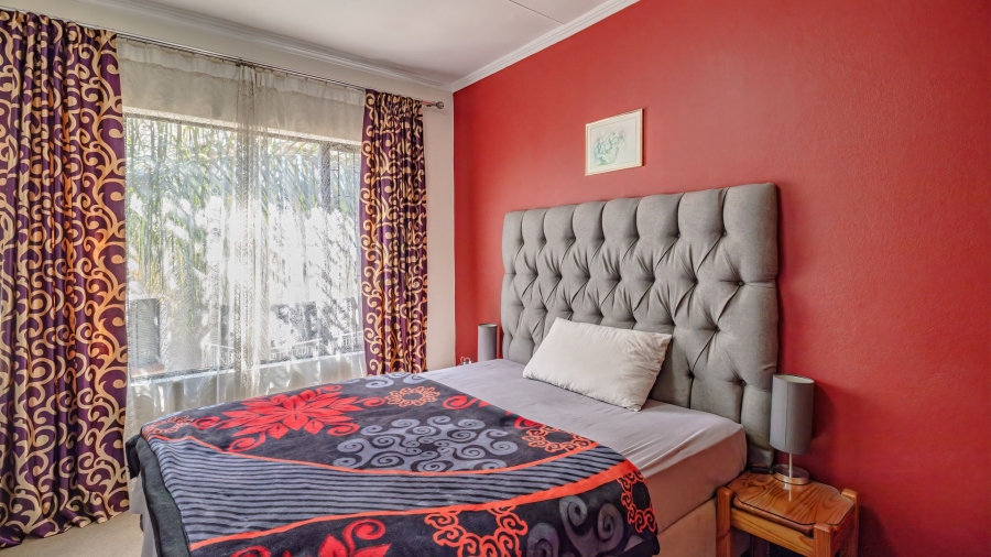 2 Bedroom Property for Sale in Sunninghill Gauteng