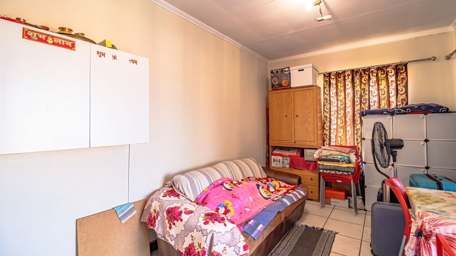 2 Bedroom Property for Sale in Sunninghill Gauteng