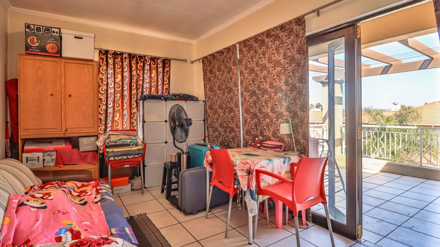 2 Bedroom Property for Sale in Sunninghill Gauteng