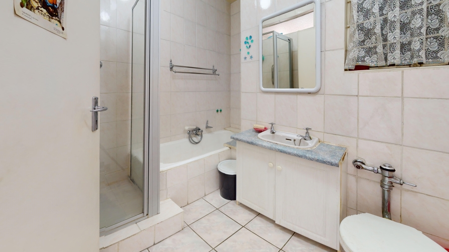 2 Bedroom Property for Sale in Denlee Gauteng