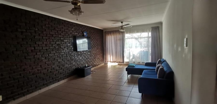 2 Bedroom Property for Sale in Vereeniging Gauteng