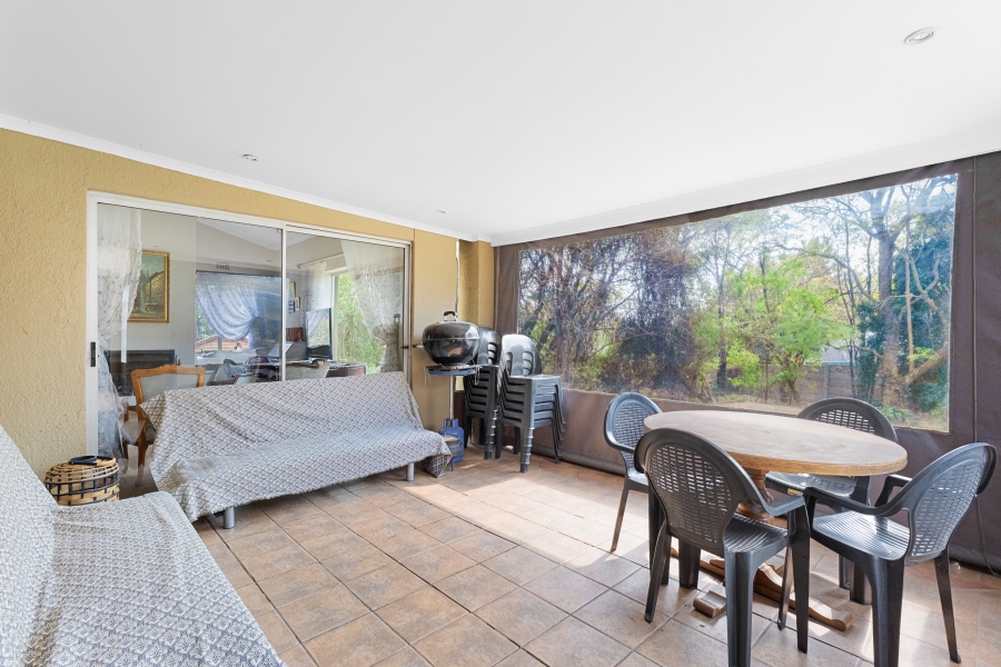 3 Bedroom Property for Sale in Douglasdale Gauteng