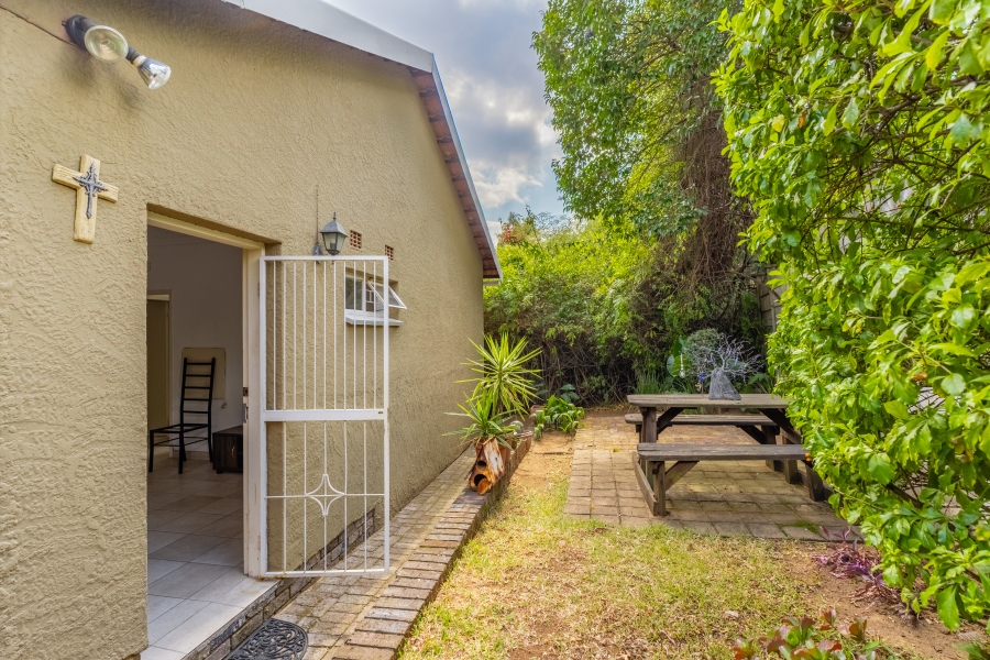 3 Bedroom Property for Sale in Douglasdale Gauteng