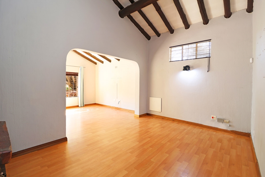 To Let 4 Bedroom Property for Rent in Weltevreden Park Gauteng