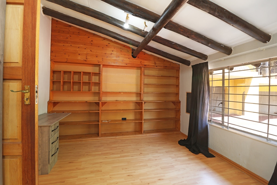 To Let 4 Bedroom Property for Rent in Weltevreden Park Gauteng