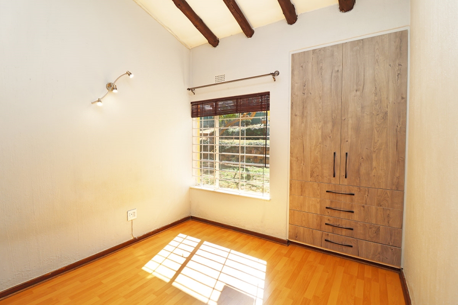 To Let 4 Bedroom Property for Rent in Weltevreden Park Gauteng