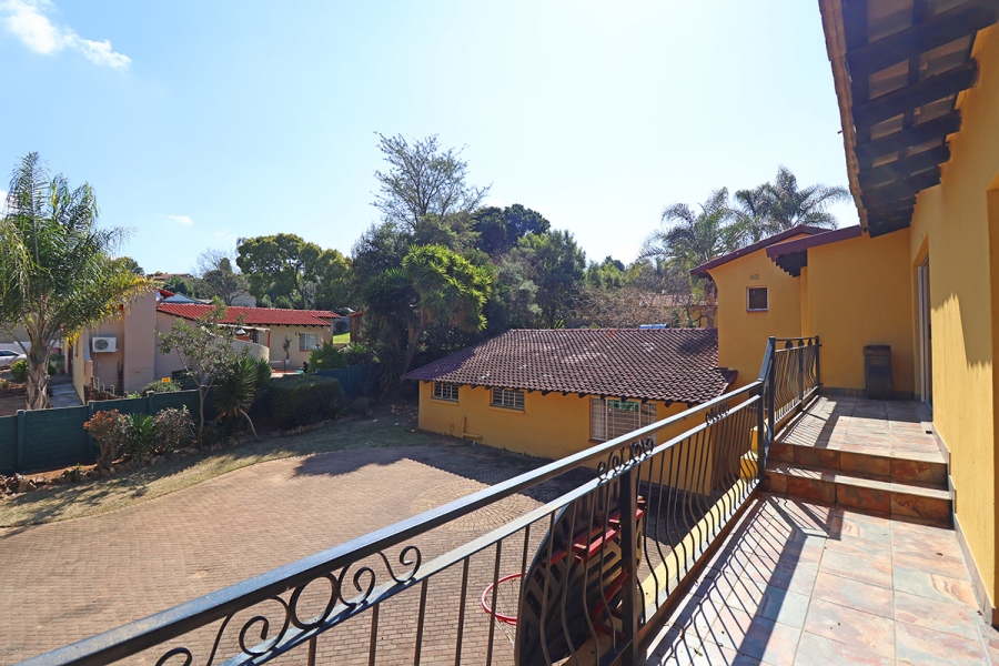 To Let 4 Bedroom Property for Rent in Weltevreden Park Gauteng