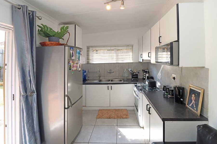 3 Bedroom Property for Sale in Eastleigh Ridge Gauteng