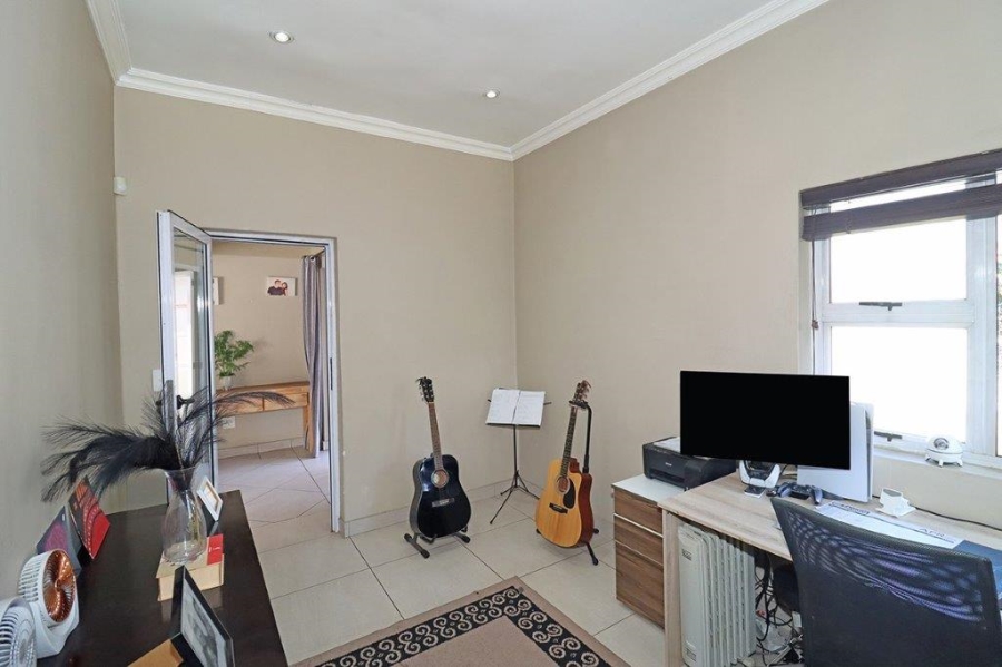 3 Bedroom Property for Sale in Eastleigh Ridge Gauteng