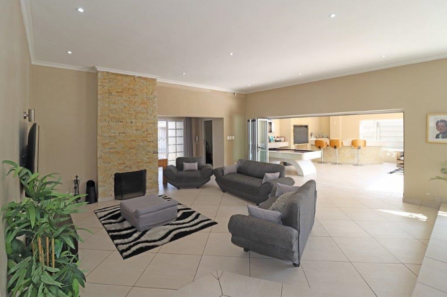 3 Bedroom Property for Sale in Eastleigh Ridge Gauteng
