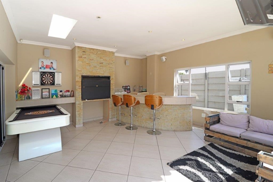 3 Bedroom Property for Sale in Eastleigh Ridge Gauteng