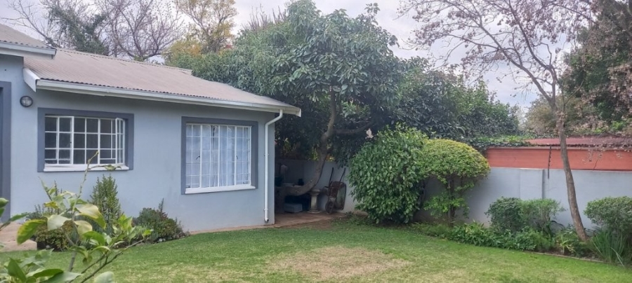 To Let 2 Bedroom Property for Rent in Kensington B Gauteng