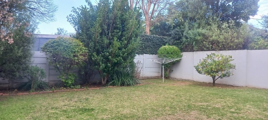 To Let 2 Bedroom Property for Rent in Kensington B Gauteng