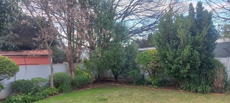 To Let 2 Bedroom Property for Rent in Kensington B Gauteng