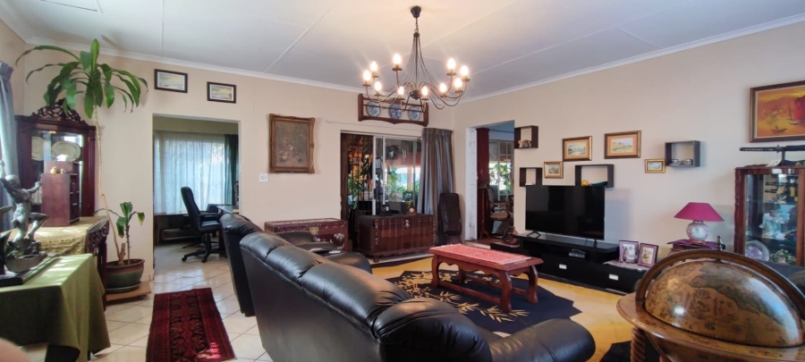 3 Bedroom Property for Sale in Rooihuiskraal North Gauteng